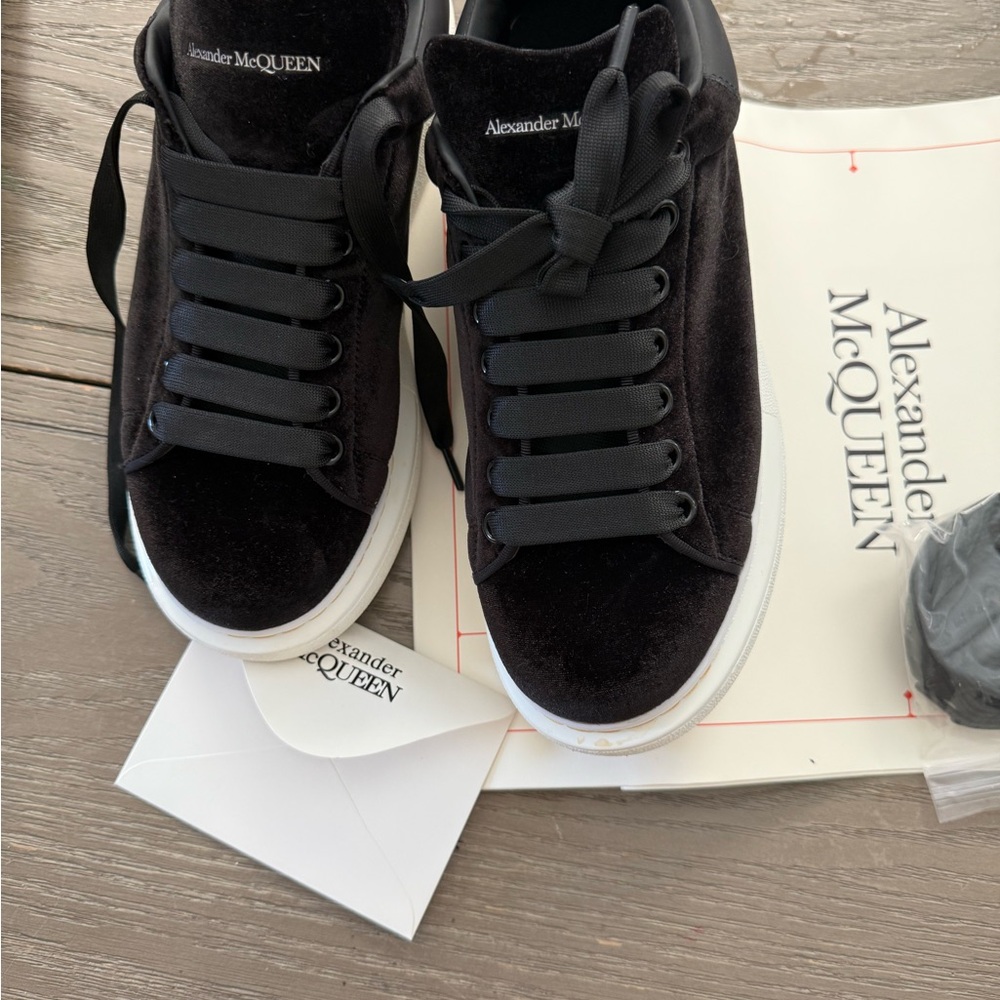 Alexander McQueen Black Velvet Low-Top Sneakers with White Sole